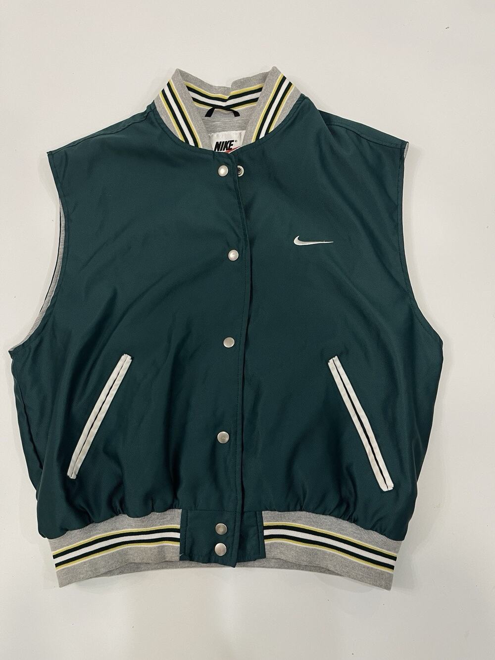 VTG Nike 90’s Swoosh Logo Retro Size L(12-14) Unisex